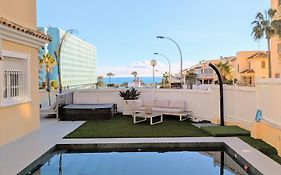 Spacious Villa With Private Pool And Beach Views